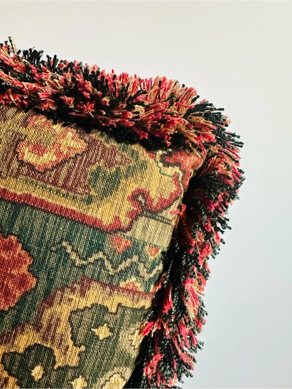 Vintage Chenille Tapestry Pillow Kilim Turkish Rug Pattern Fringe Boho 20x15